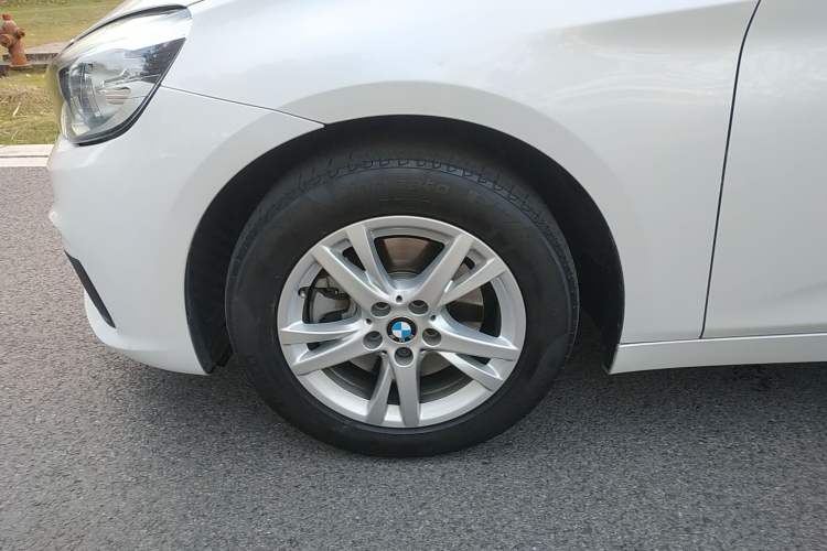 Used BMW 2 Series Active Tourer 2016 218i Leading Model Left Front Wheel Hub