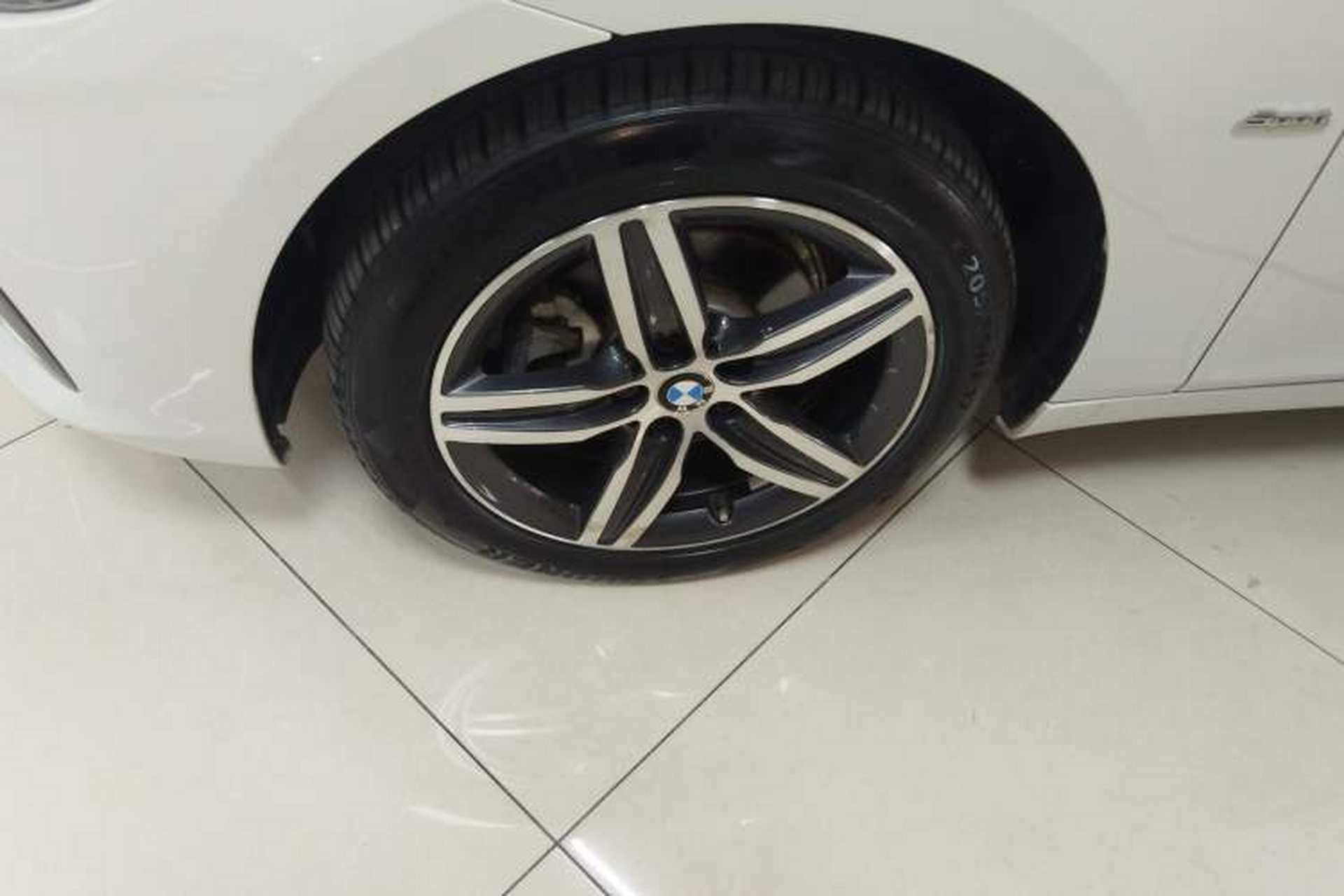 Used BMW 2 Series Active Tourer 2016 218i Sports Design Package Left Front Wheel Hub