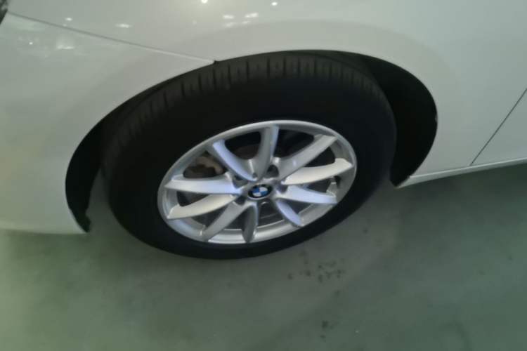Used BMW 2 Series Active Tourer 2016 218i Fashion Model Left Front Wheel Hub