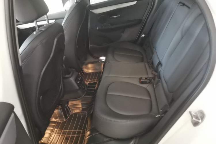 Used BMW 2 Series Active Tourer 2016 220i Luxury Edition Left Rear Seat