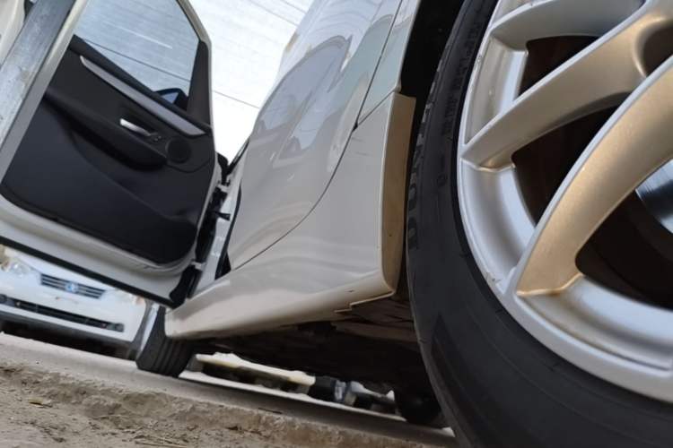 Used BMW 2 Series Active Tourer 2016 218i Fashion Model Left Side Sill
