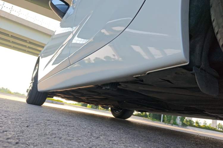 Used BMW 2 Series Active Tourer 2016 218i Sports Design Package Left Side Sill