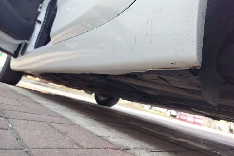 Used BMW 2 Series Active Tourer 2016 218i Fashion Model Left Side Sill