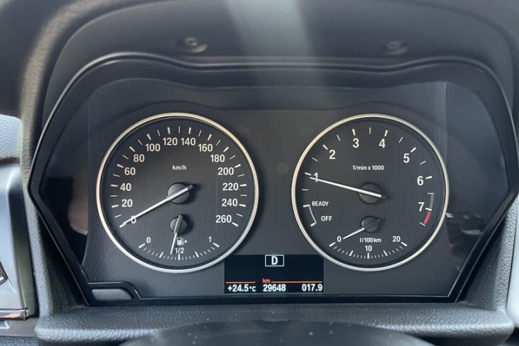 Used BMW 2 Series Active Tourer 2016 218i Fashion Model Odometer Close Up