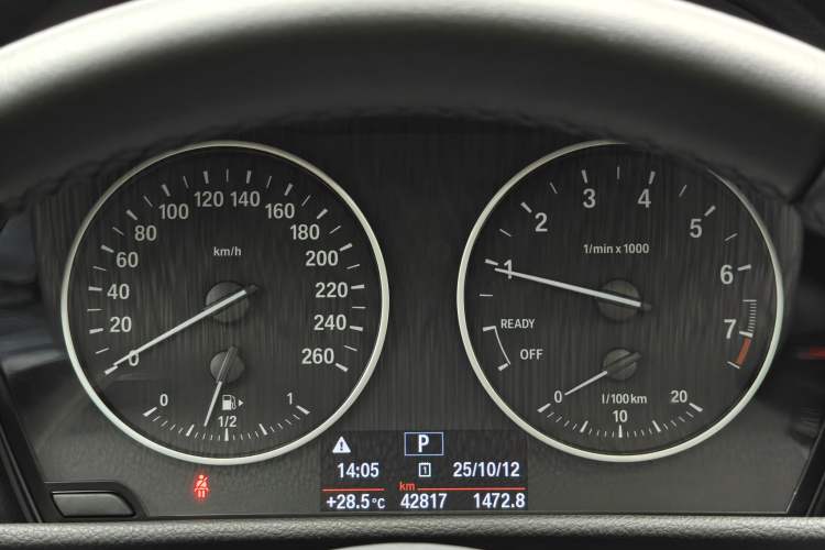 Used BMW 2 Series Active Tourer 2016 218i Sports Design Package Odometer Close Up
