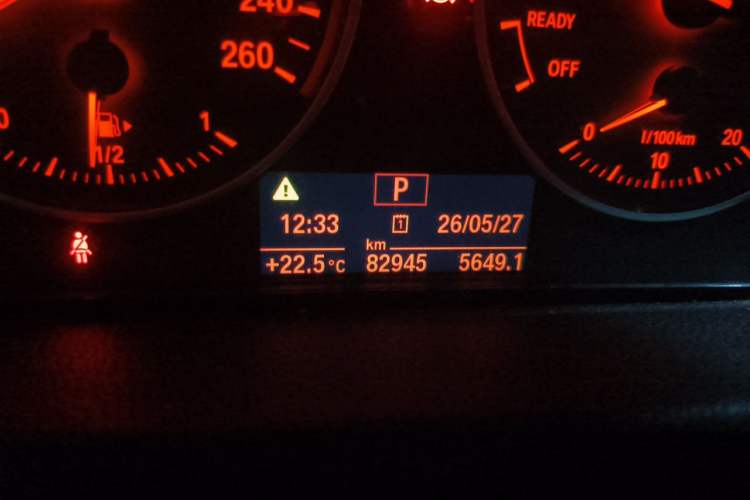 Used BMW 2 Series Active Tourer 2016 218i Leading Model Odometer Close Up
