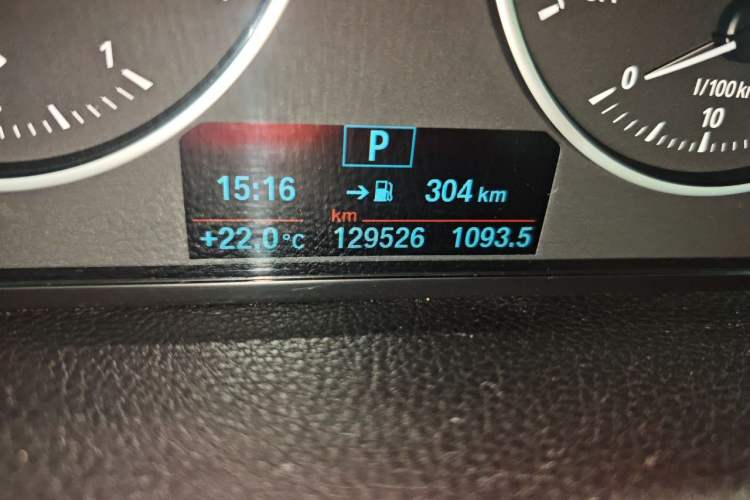 Used BMW 2 Series Active Tourer 2016 218i Leading Model Odometer Close Up