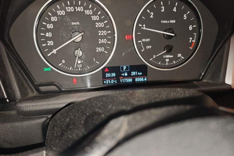 Used BMW 2 Series Active Tourer 2016 218i Fashion Model Odometer Close Up