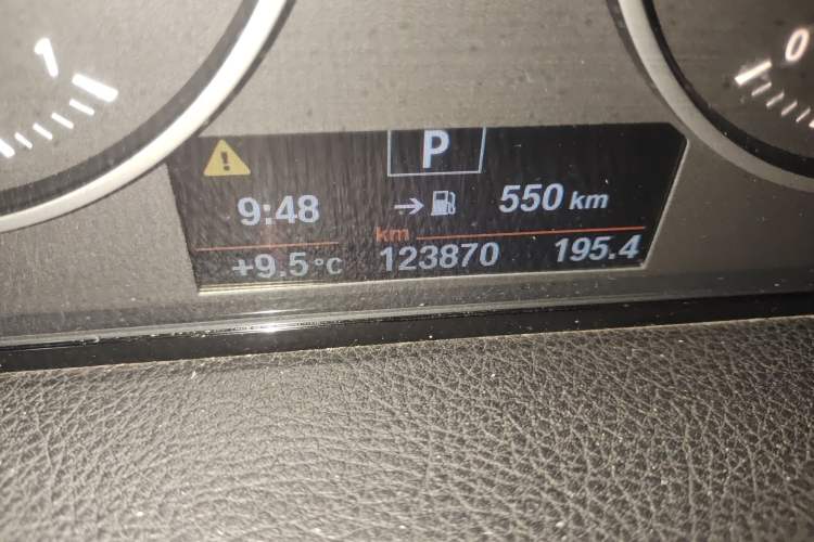 Used BMW 2 Series Active Tourer 2016 218i Sports Design Package Odometer Close Up