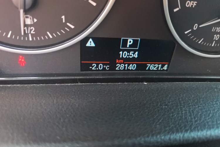 Used BMW 2 Series Active Tourer 2016 218i Leading Model Odometer Close Up