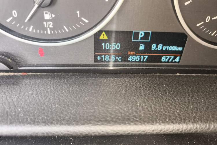 Used BMW 2 Series Active Tourer 2016 218i Fashion Model Odometer Close Up