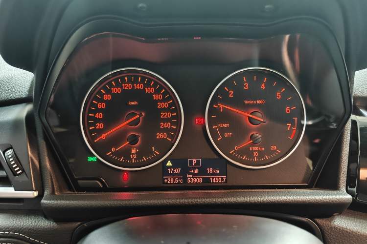 Used BMW 2 Series Active Tourer 2016 218i Sports Design Package Odometer Close Up