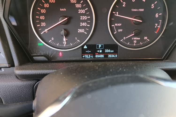 Used BMW 2 Series Active Tourer 2016 218i Fashion Model Odometer Close Up