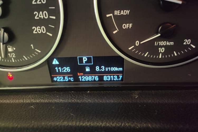 Used BMW 2 Series Active Tourer 2016 218i Sports Design Package Odometer Close Up
