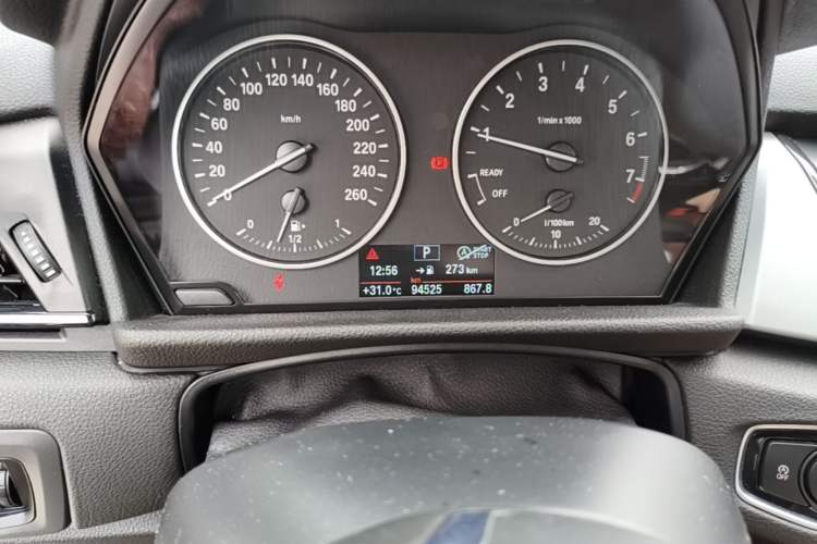 Used BMW 2 Series Active Tourer 2016 218i Fashion Model Odometer Close Up