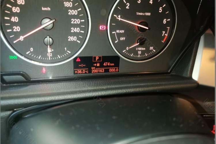 Used BMW 2 Series Active Tourer 2016 218i Fashion Model Odometer Close Up