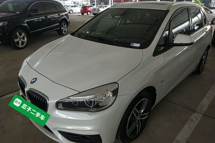Ojetý BMW 2 Series Active Tourer 2016 218i Sports Design Package Guazi used car, China used car export, Used car for sale, Used cars, Cheapest cars for sale