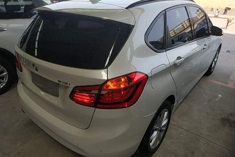 Used BMW 2 Series Active Tourer 2016 218i Fashion Model Rear Right 45 Deg