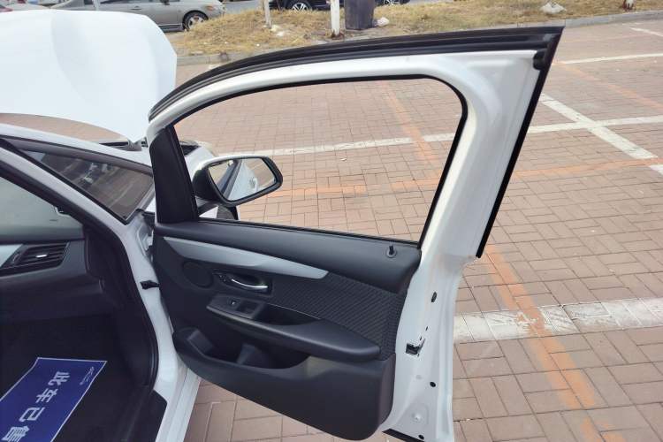 Used BMW 2 Series Active Tourer 2016 218i Fashion Model Right Front Door Interior