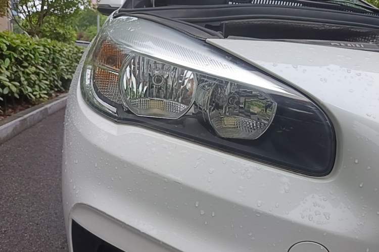Used BMW 2 Series Active Tourer 2016 218i Fashion Model Right Front Headlight