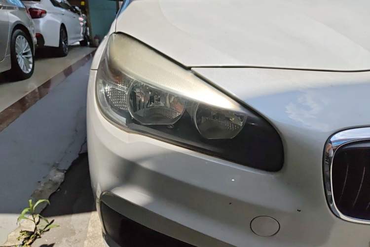 Used BMW 2 Series Active Tourer 2016 218i Fashion Model Right Front Headlight