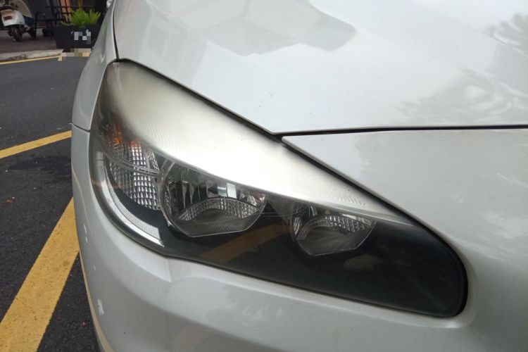 Used BMW 2 Series Active Tourer 2016 218i Fashion Model Right Front Headlight