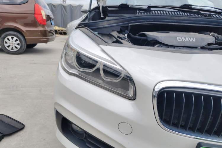 Used BMW 2 Series Active Tourer 2016 218i Leading Model Right Front Headlight