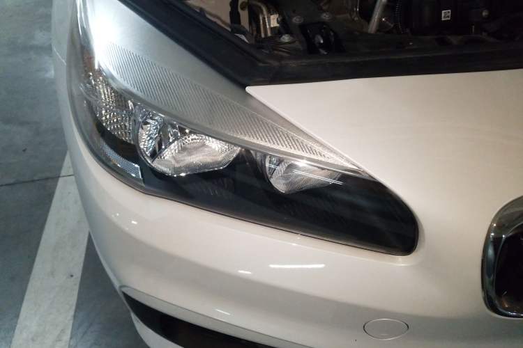 Used BMW 2 Series Active Tourer 2016 218i Fashion Model Right Front Headlight