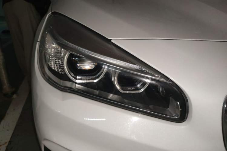 Used BMW 2 Series Active Tourer 2016 218i Sports Design Package Right Front Headlight