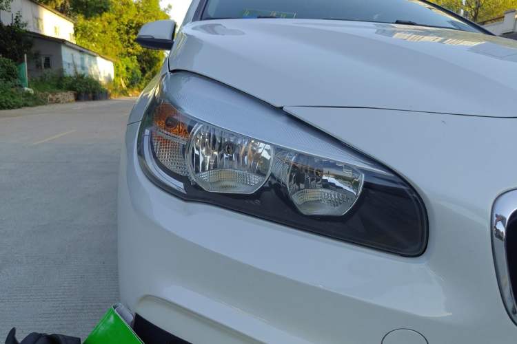Used BMW 2 Series Active Tourer 2016 218i Fashion Model Right Front Headlight