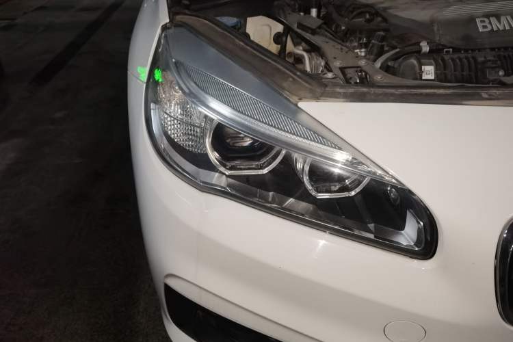 Used BMW 2 Series Active Tourer 2016 220i Luxury Edition Right Front Headlight