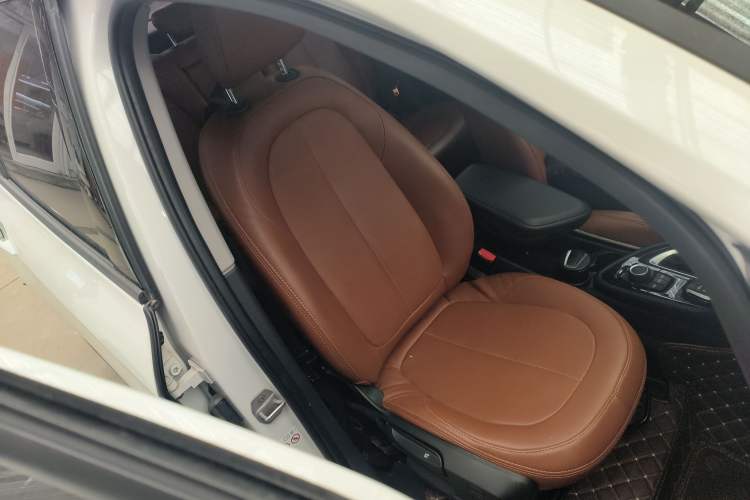 Used BMW 2 Series Active Tourer 2016 218i Fashion Model Right Front Seat
