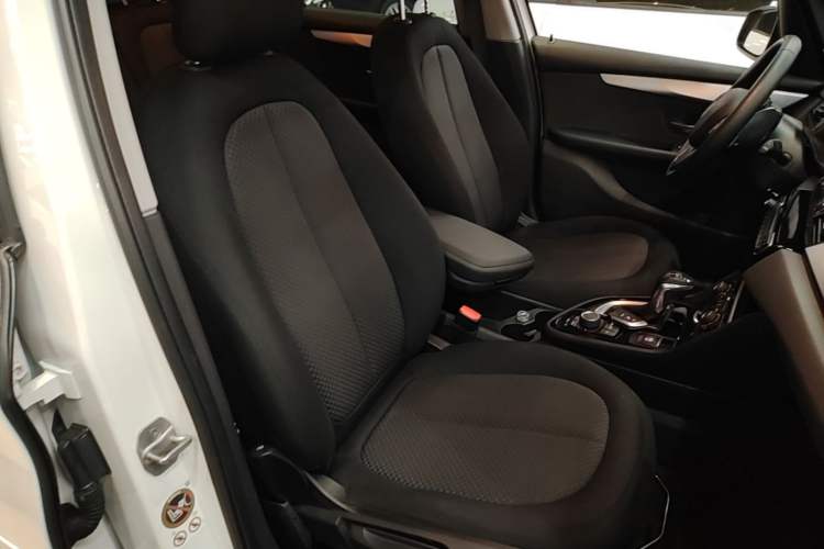 Used BMW 2 Series Active Tourer 2016 218i Fashion Model Right Front Seat