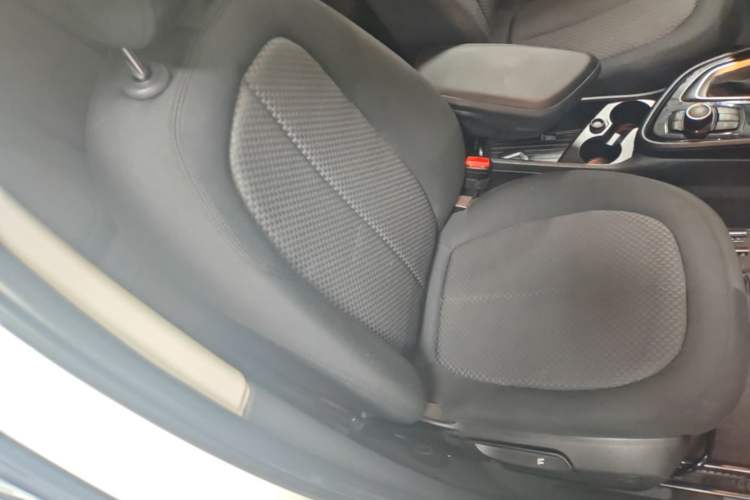 Used BMW 2 Series Active Tourer 2016 218i Fashion Model Right Front Seat