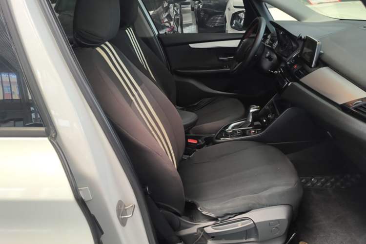 Used BMW 2 Series Active Tourer 2016 218i Fashion Model Right Front Seat