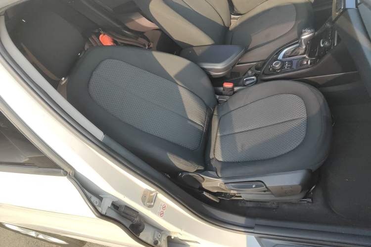 Used BMW 2 Series Active Tourer 2016 218i Fashion Model Right Front Seat