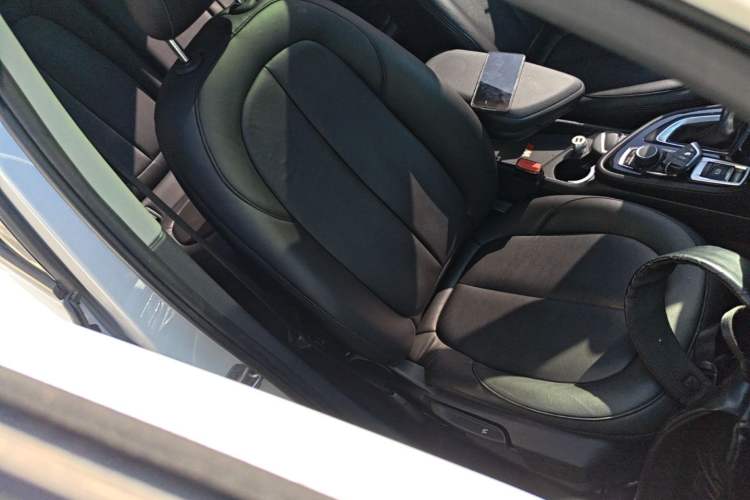 Used BMW 2 Series Active Tourer 2016 218i Fashion Model Right Front Seat