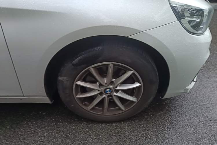 Used BMW 2 Series Active Tourer 2016 218i Fashion Model Right Front Wheel Hub