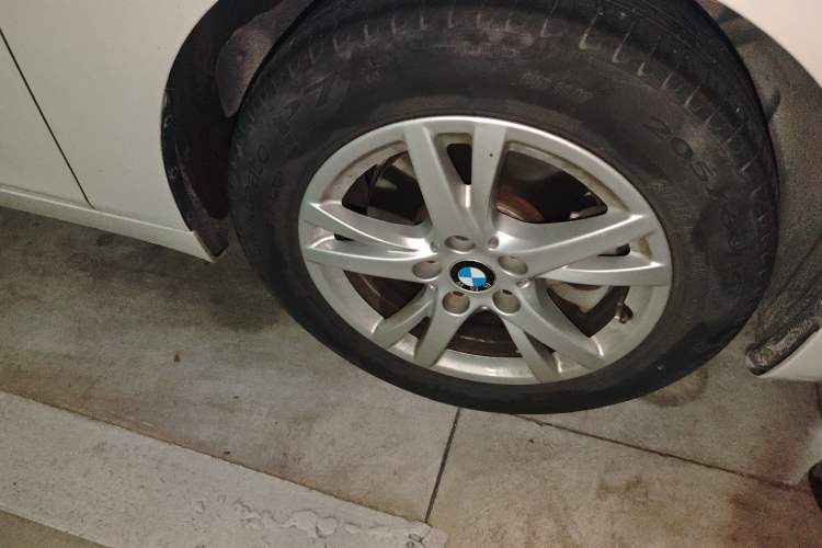 Used BMW 2 Series Active Tourer 2016 218i Leading Model Right Front Wheel Hub