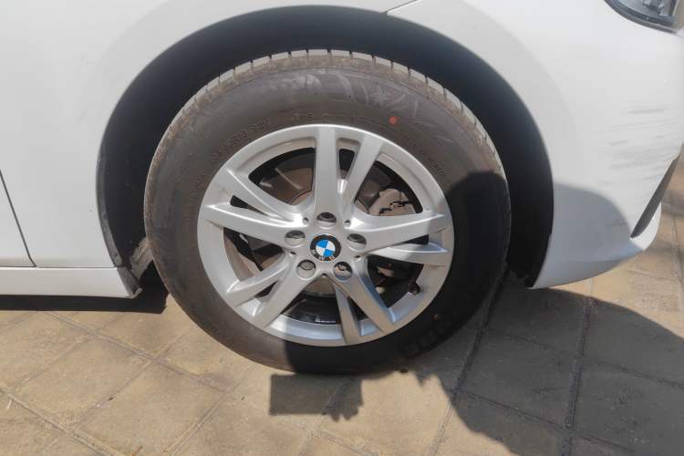 Used BMW 2 Series Active Tourer 2016 218i Leading Model Right Front Wheel Hub