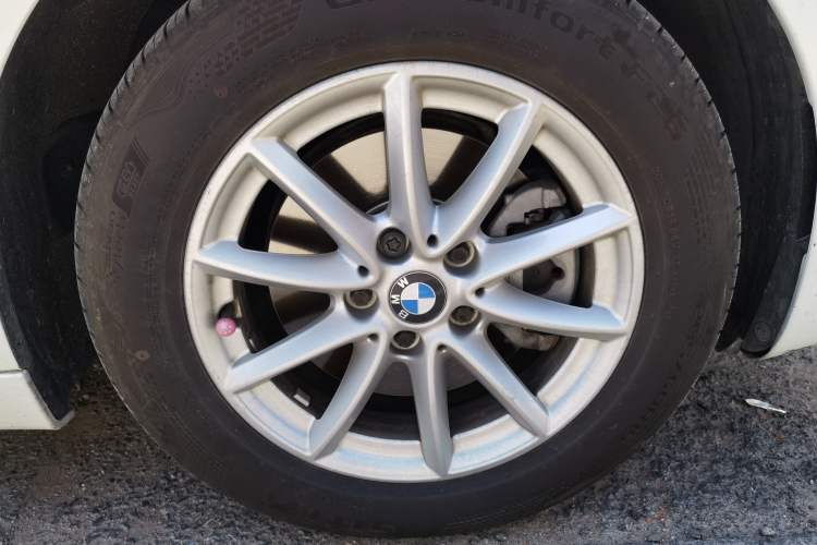 Used BMW 2 Series Active Tourer 2016 218i Fashion Model Right Front Wheel Hub
