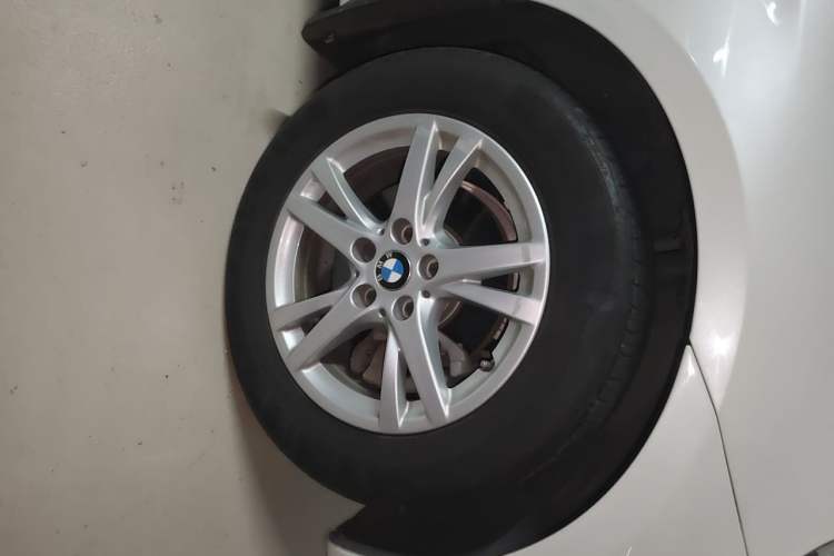 Used BMW 2 Series Active Tourer 2016 218i Leading Model Right Front Wheel Hub