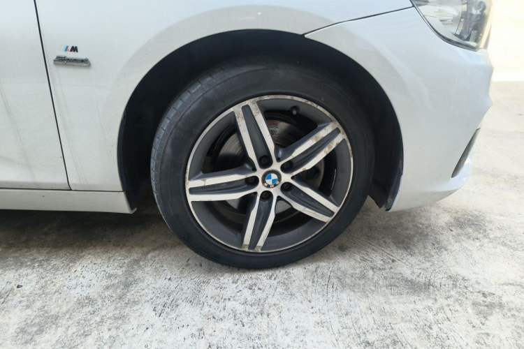 Used BMW 2 Series Active Tourer 2016 218i Sports Design Package Right Front Wheel Hub