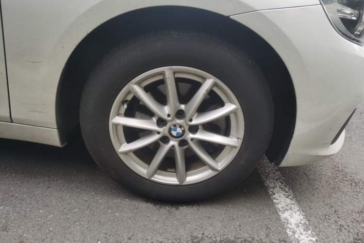 Used BMW 2 Series Active Tourer 2016 218i Fashion Model Right Front Wheel Hub