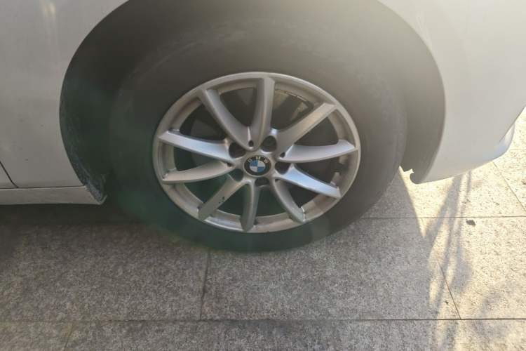 Used BMW 2 Series Active Tourer 2016 218i Fashion Model Right Front Wheel Hub