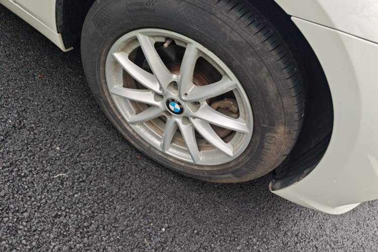 Used BMW 2 Series Active Tourer 2016 218i Fashion Model Right Front Wheel Hub