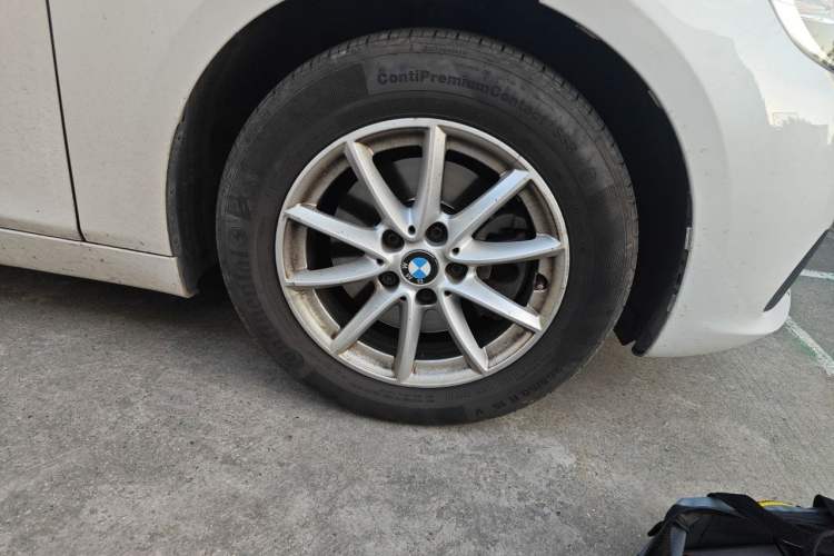 Used BMW 2 Series Active Tourer 2016 218i Fashion Model Right Front Wheel Hub