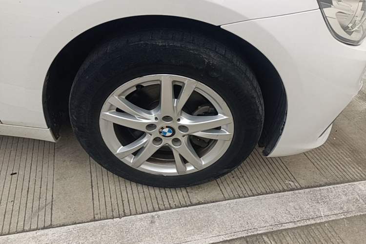 Used BMW 2 Series Active Tourer 2016 218i Leading Model Right Front Wheel Hub