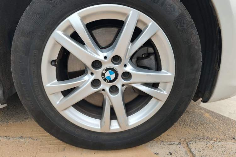 Used BMW 2 Series Active Tourer 2016 218i Leading Model Right Front Wheel Hub