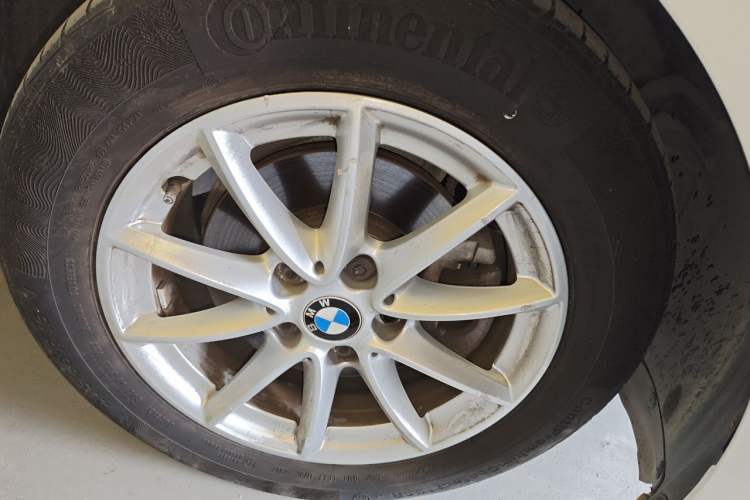 Used BMW 2 Series Active Tourer 2016 218i Fashion Model Right Front Wheel Hub